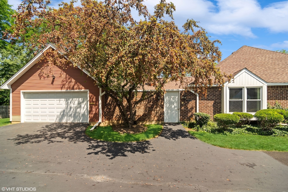 4 Attleboro on Auburn, Rolling Meadows, IL 60008 - photo 1