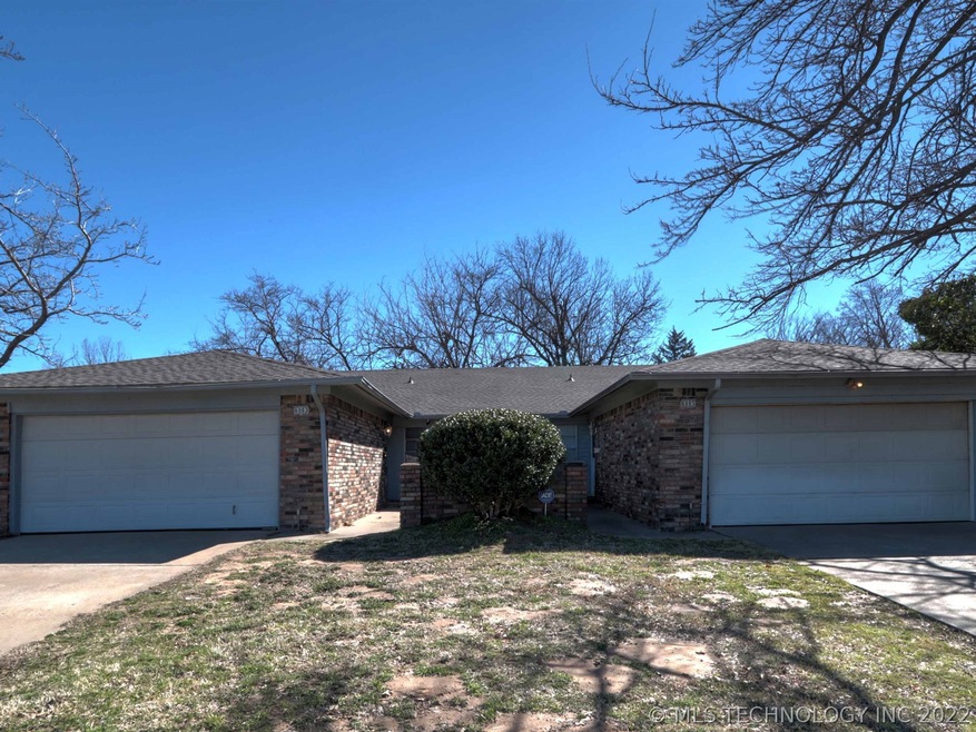 6003 S Madison Ave, Tulsa, OK 74105 - photo 1