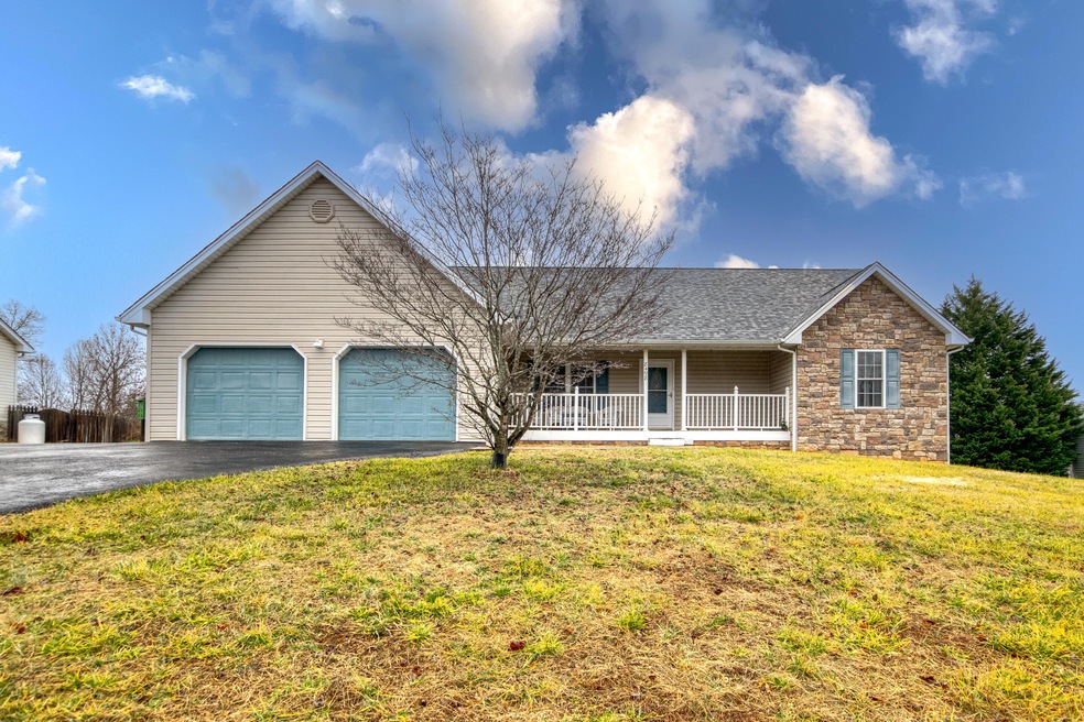 8498 Goodview Rd, Goodview, VA 24095 MLS 904207