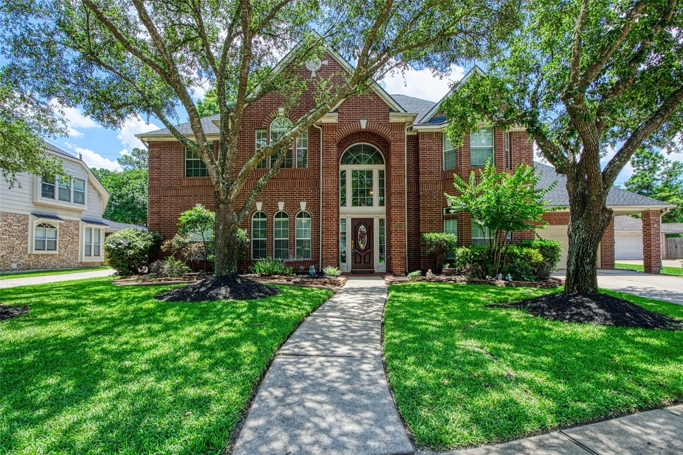 Welcome to 16631 Hope Farm Ln!