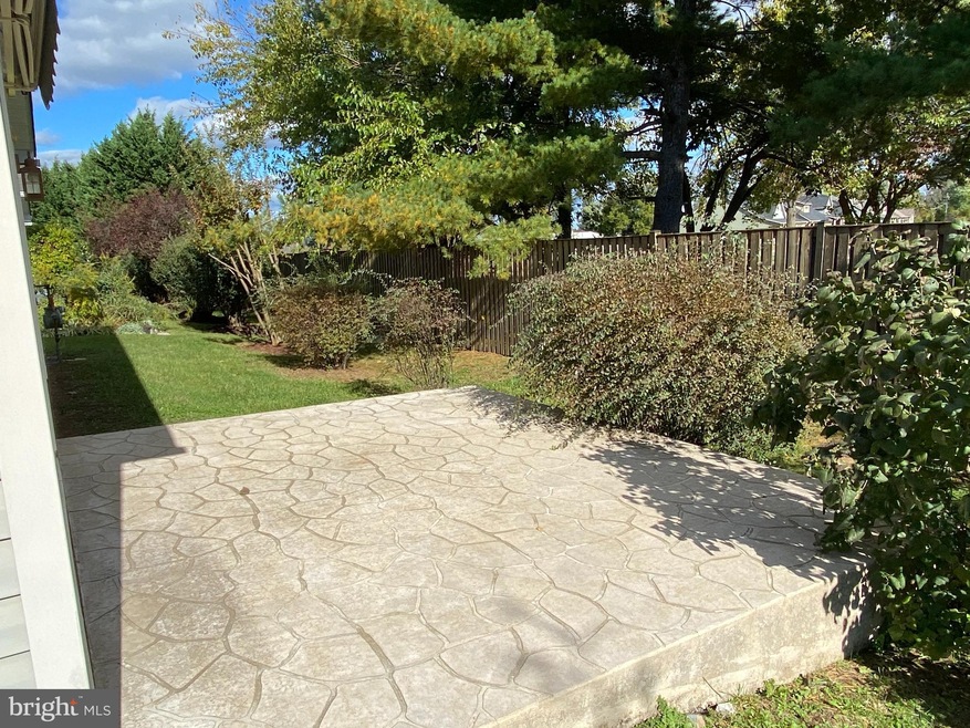 211 Cranberry Ct, Winchester, VA 22602 - photo 1