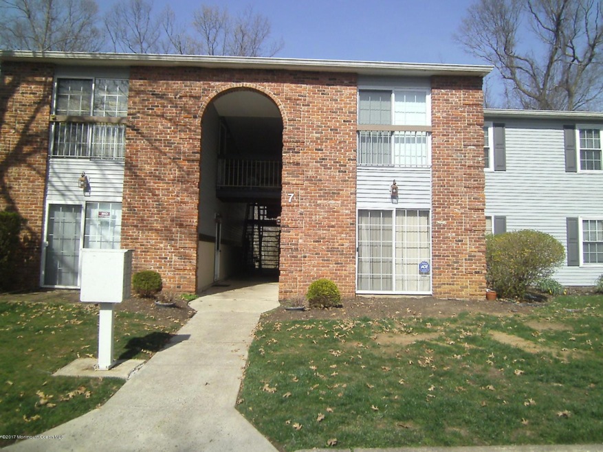 7-3 Seattle Ct, Freehold, NJ 07728 - photo 1