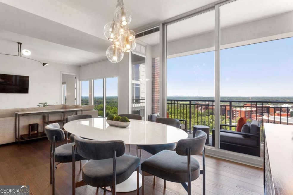 For Sale $700,000 • Co-Listing Agent