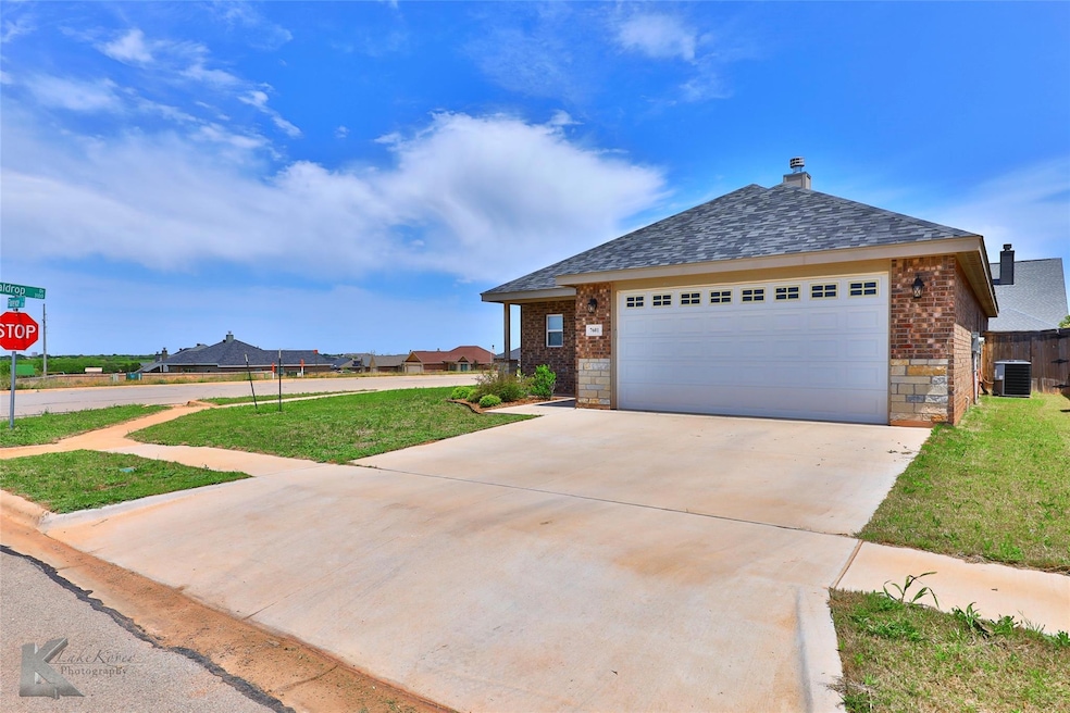 7601 Florence Dr, Abilene, TX 79606 - photo 1