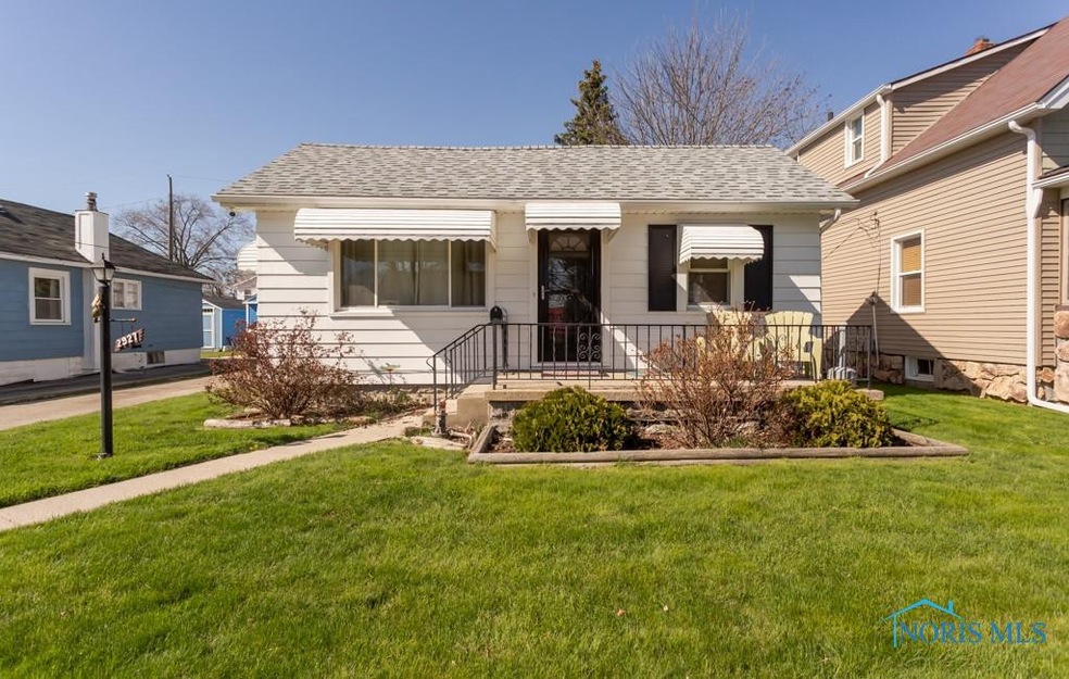 2927 111th St, Toledo, OH 43611 - photo 1