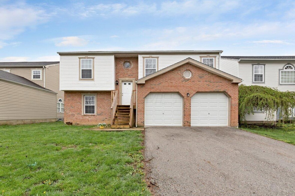 5697 Mouzon Dr, Columbus, OH 43232 - photo 1