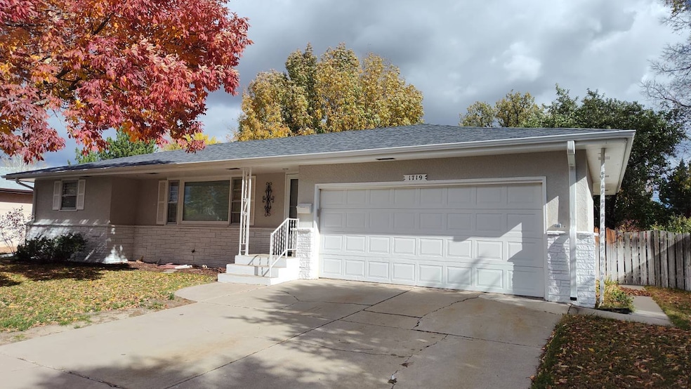 1719 Avenue O, Scottsbluff, NE 69361 - photo 1