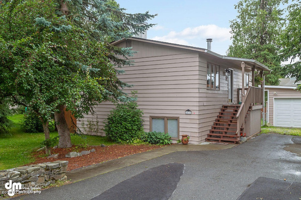 Exterior 8073-SMALL