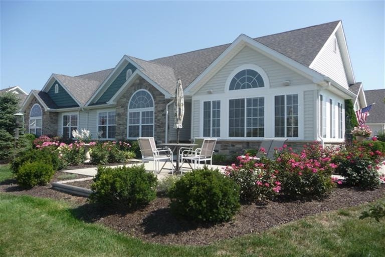 10973 Elkhart Place unit 112B, Crown Point, IN 46307 - photo 1