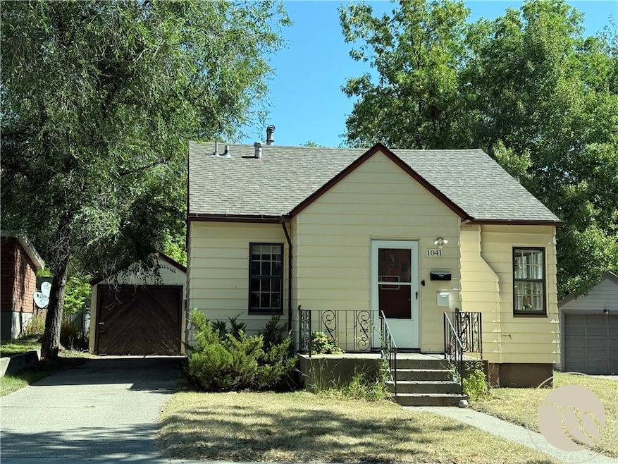 1041 N 25th St, Billings, MT 59101 - photo 1