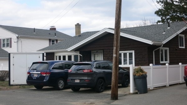 8 Witch Hill Rd, Salem, MA 01970 - photo 1