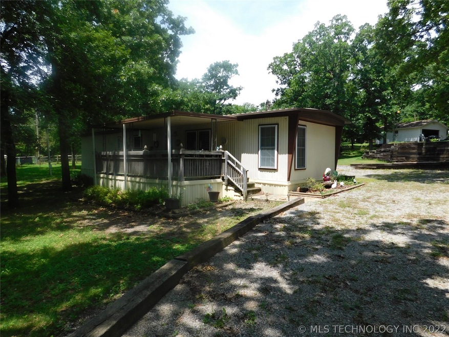 Nicely tucked away and close to the lake!