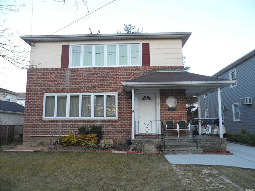 3 Gibson Blvd, Valley Stream, NY 11581 - photo 1