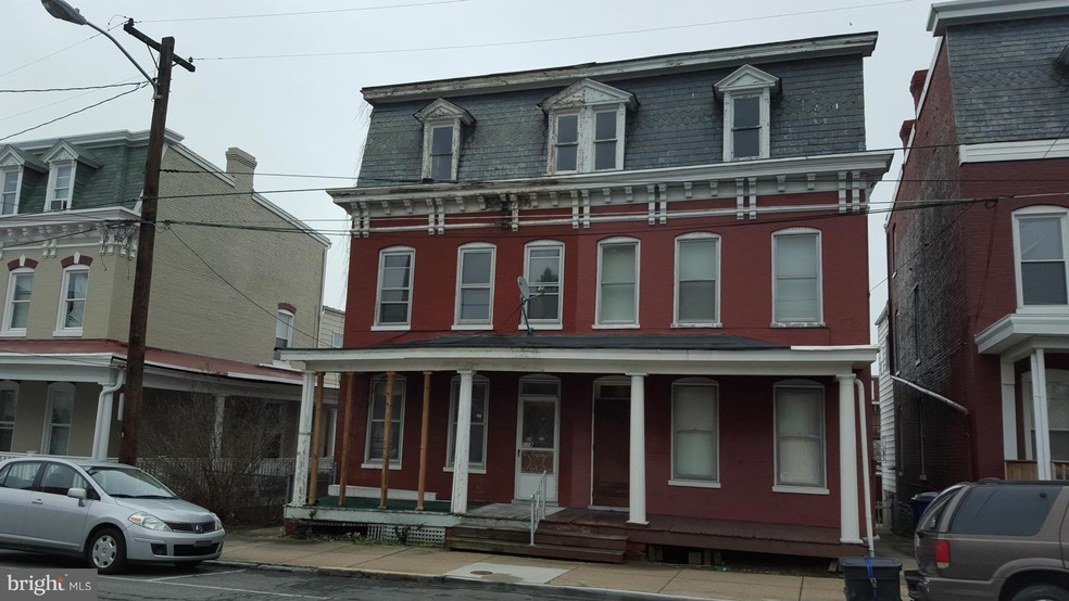 118 S Mulberry St, Hagerstown, MD 21740 - photo 1