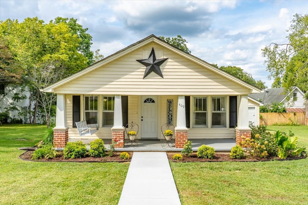 409 E Mclean St, Manchester, TN 37355 - photo 1