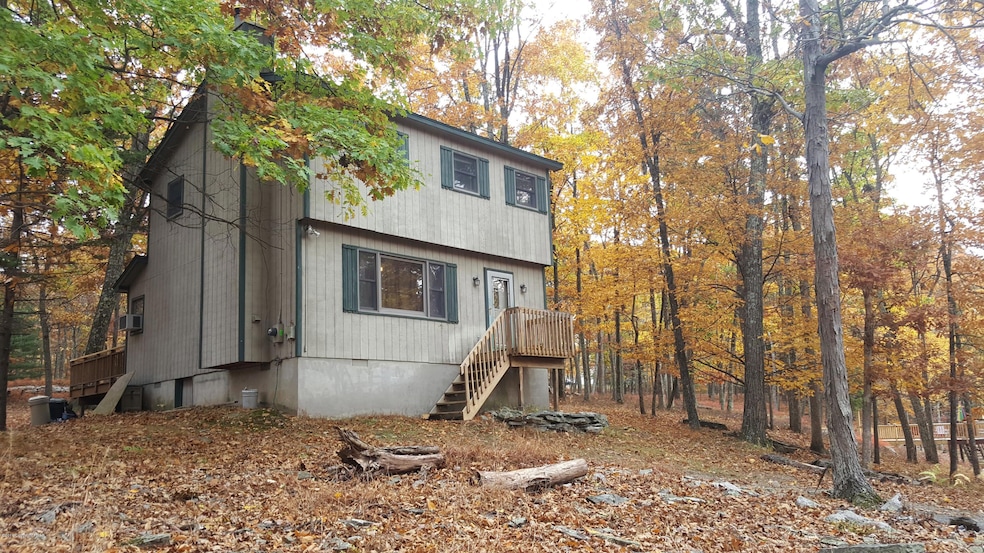 114 Weasel Rd, Dingmans Ferry, PA 18328 - photo 1