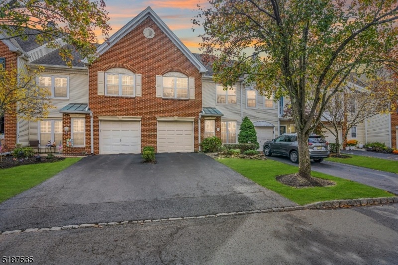 903 Stech Dr unit 9C, Bridgewater, NJ 08807 - photo 1