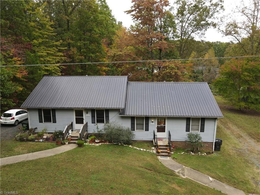 656 Glendale Dr, Asheboro, NC 27205 - photo 1