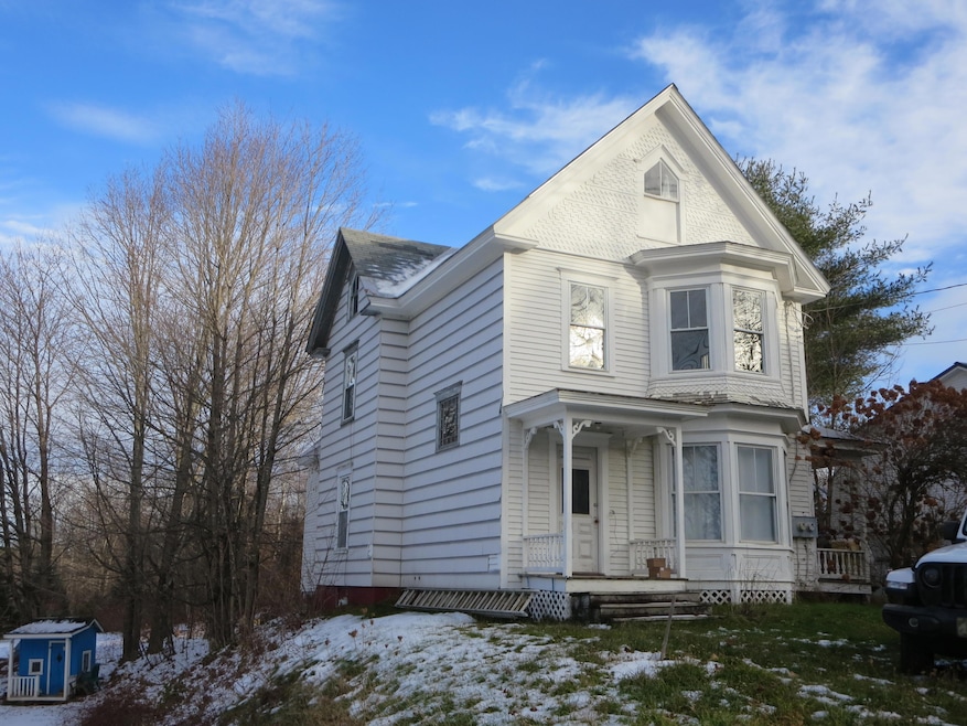 135 Main St, Sangerville, ME 04479 - photo 1