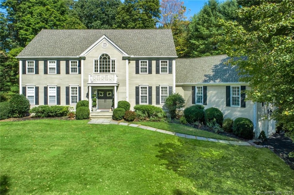 24 Twin Pond Ln, New Canaan, CT 06840 - photo 1