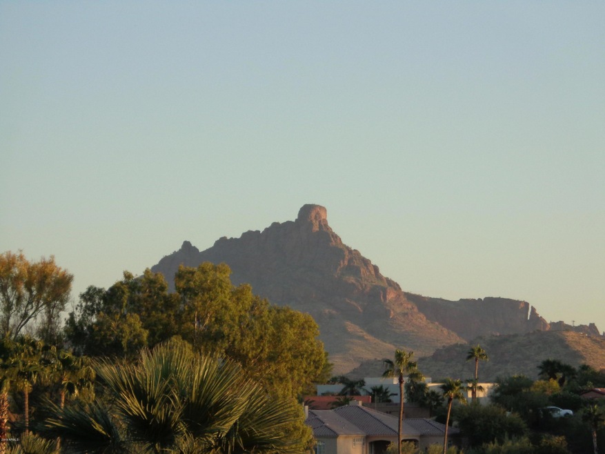 Red Mounain View