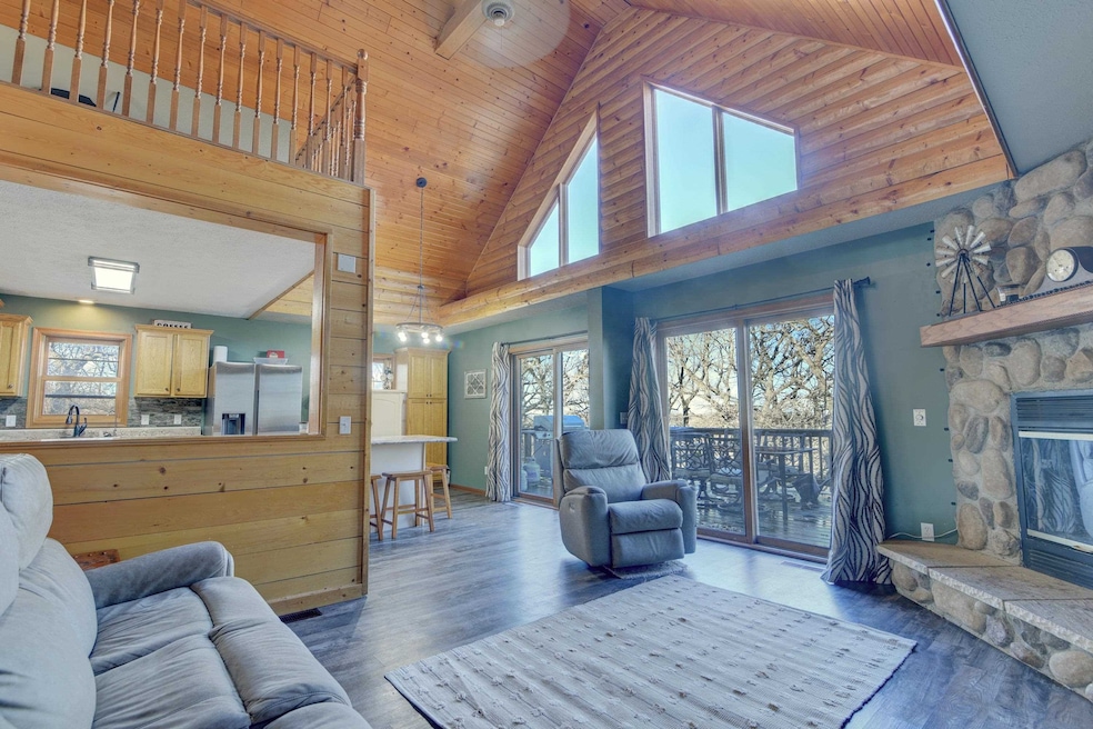 2071 395th Ave, Estherville, IA 51334 - photo 1