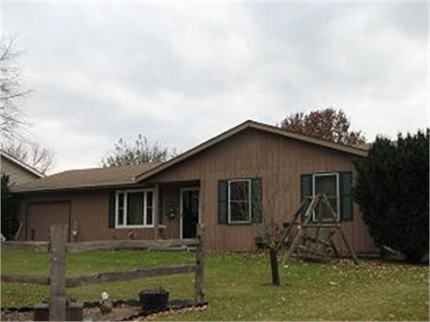 334 Maple Ave