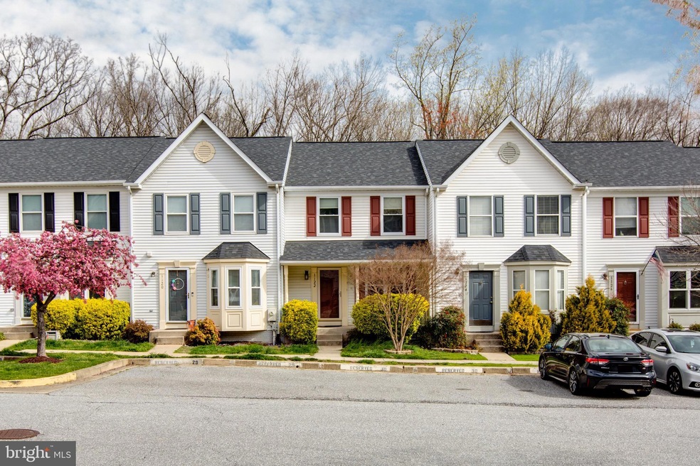 1122 Kelfield Dr, Halethorpe, MD 21227 - photo 1