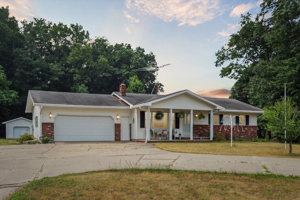 01-4699-W-Carson-City-Rd-Greenville-MI-4