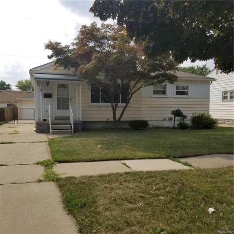 29931 Rosemont St, Roseville, MI 48066 - photo 1