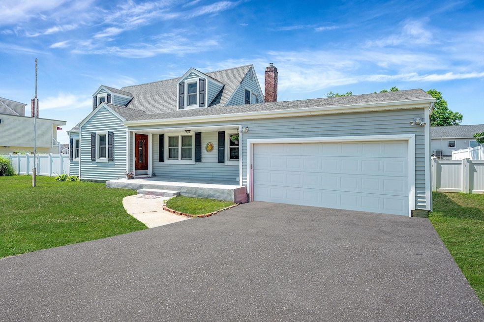 Sold $685,000 • Co-Listing Agent