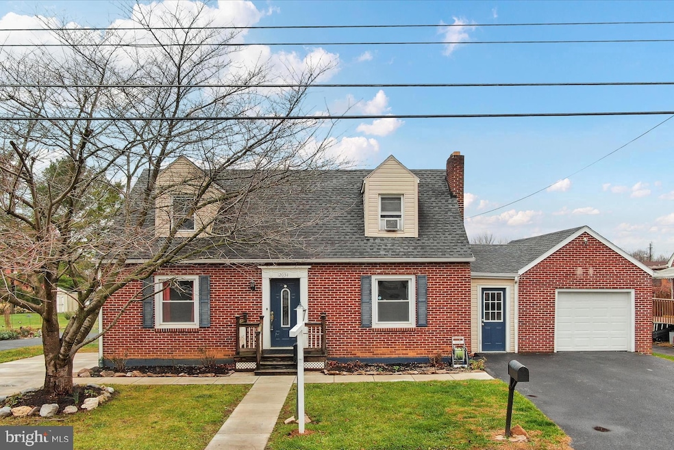 Under Contract $290,000 • Co-Listing Agent