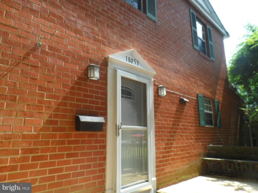 18053 Olde Port Ln, Triangle, VA 22172 - photo 1