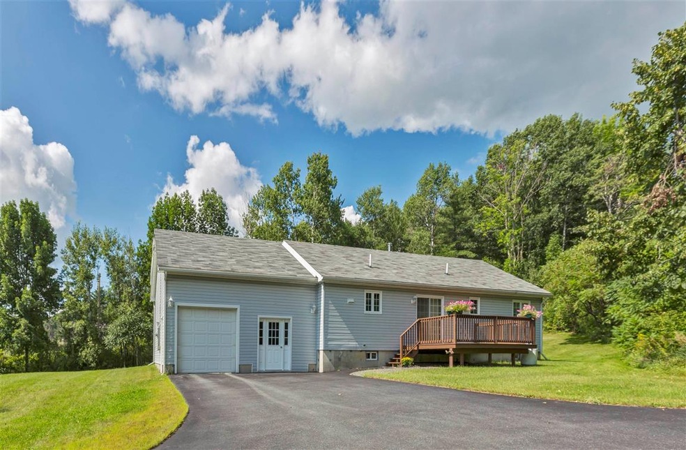 9 Farr Rd, Lebanon, NH 03766 - photo 1