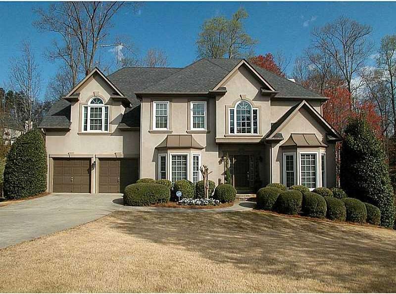Exterior Front. Very well maintained and updated h