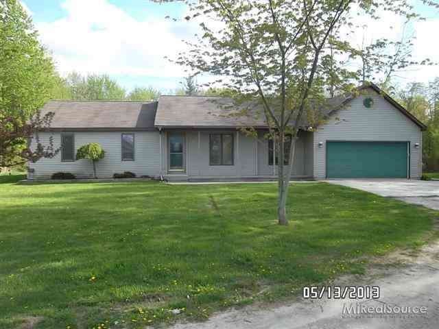 4871 Fish Rd, Kimball, MI 48074 - photo 1