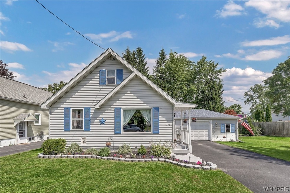 750 Revere Ave, North Tonawanda, NY 14120 - photo 1