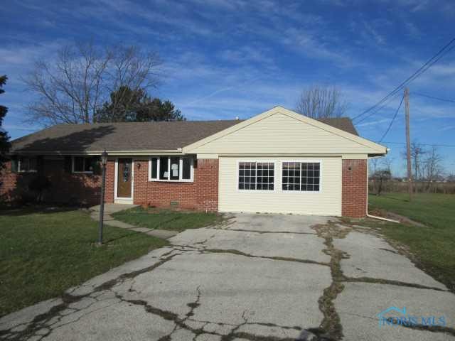 21875 W Middlesex Dr N, Genoa, OH 43430 - photo 1