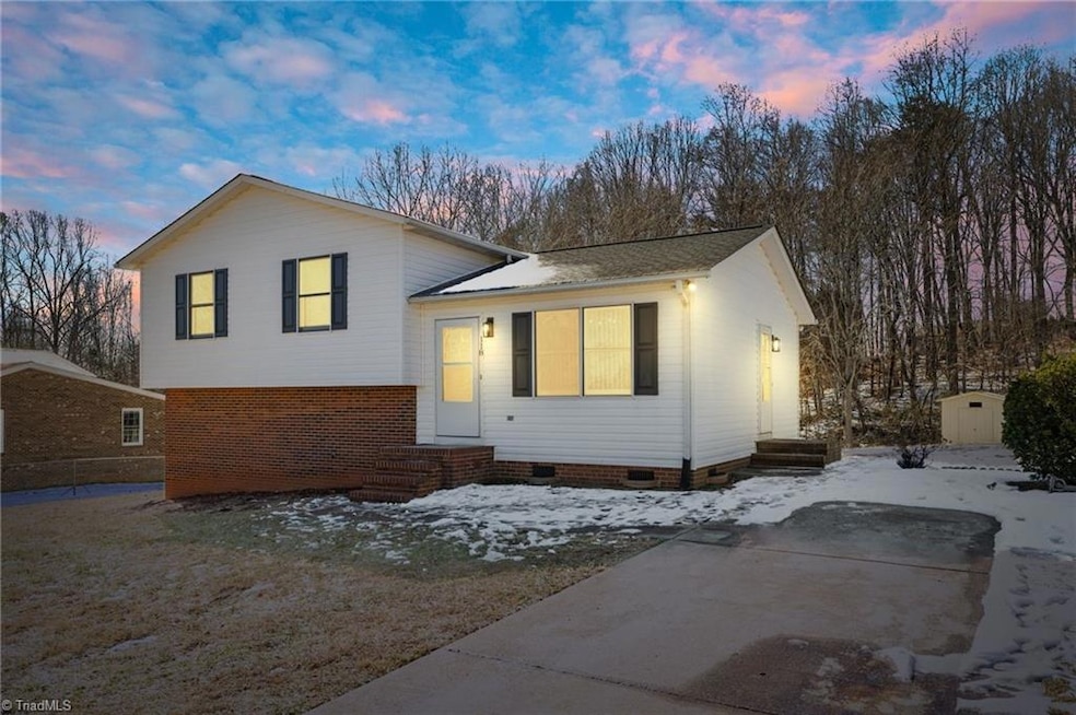 118 Walter Ln, King, NC 27021 - photo 1