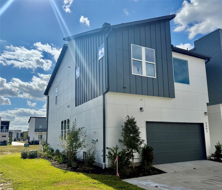 Modern Elevation with Reserve Homesite
