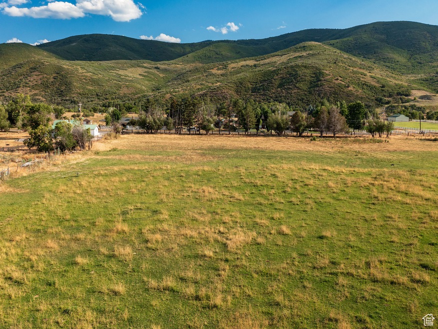 1581 E Little Sweden Rd unit 2, Daniel, UT 84032 - photo 1