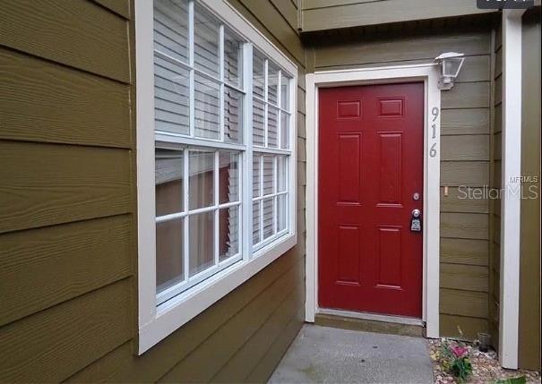 916 Washington Palm Loop, Davenport, FL 33897 - photo 1