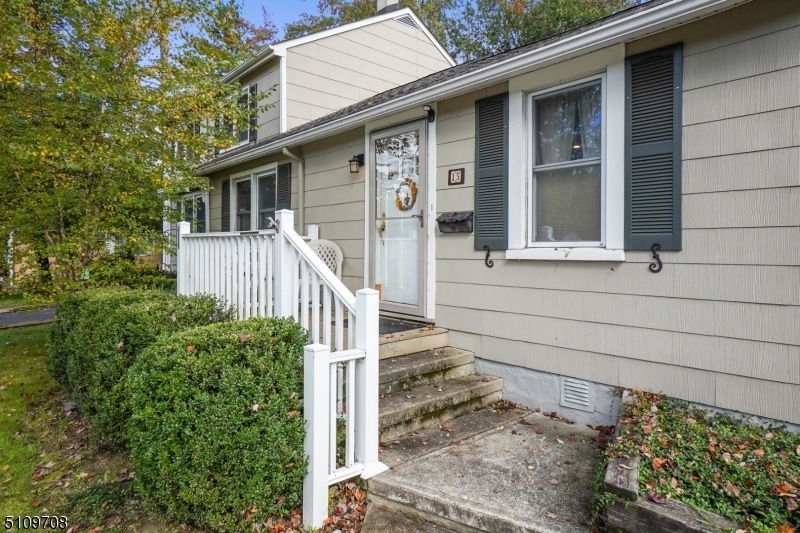 15 Maple Ave, Mendham, NJ 07945 - photo 1