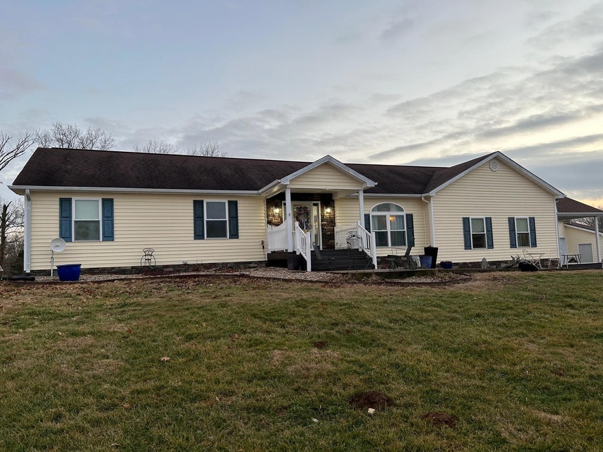 367 Lakeland Dr, Harrodsburg, KY 40330 - photo 1