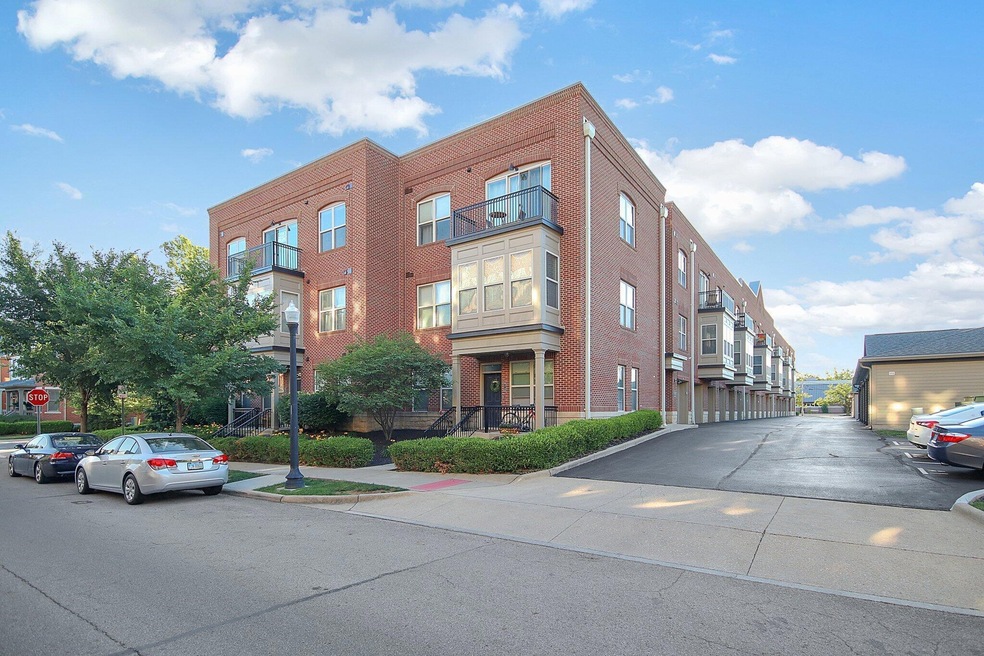 41-web-or-mls-539-w-1st-ave