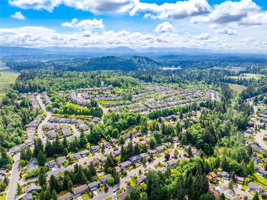 Nestled in the heart of the Woodside neighborhood. 7 neighborhood parks are located within the Woodside neighborhood with play equipment, gathering places, picnic areas, walking trails and more!