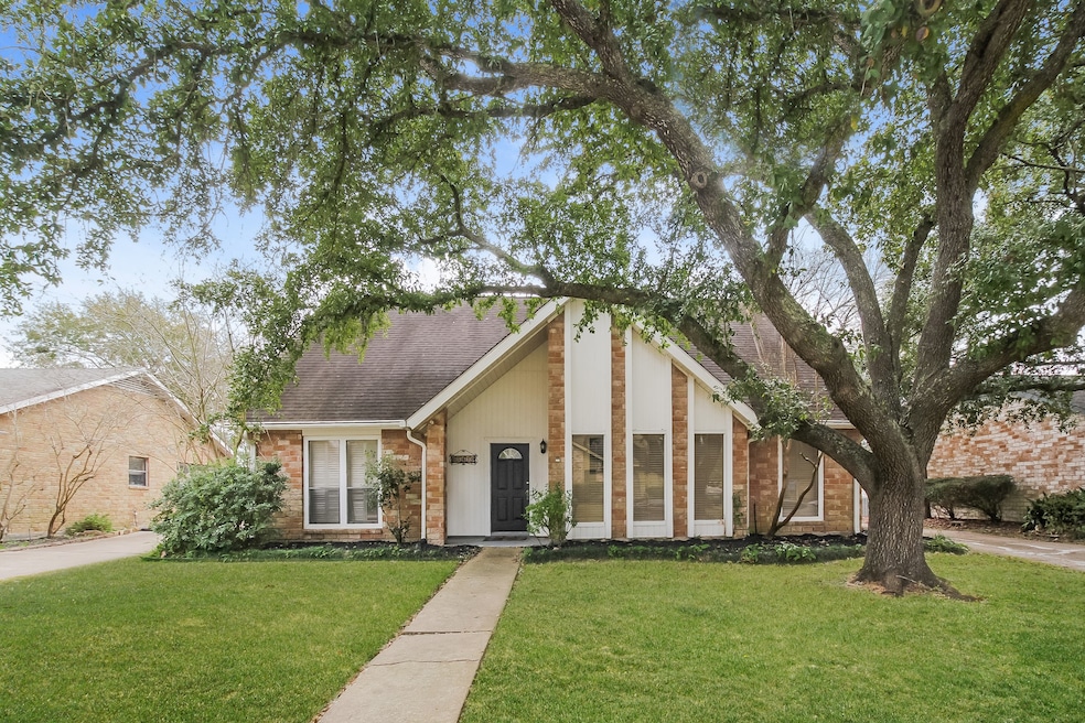 For Rent $1,940/month