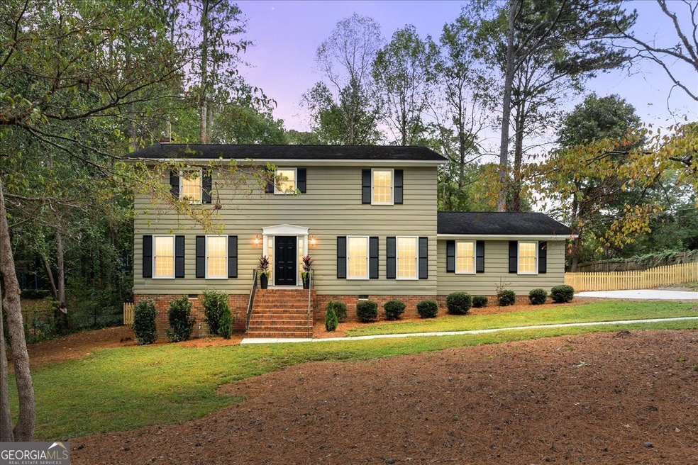 2811 Georgian Terrace unit 5, Marietta, GA 30068 - photo 1