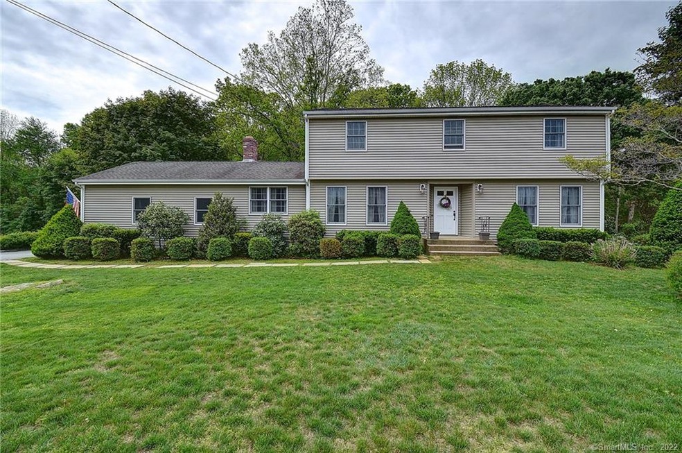 4 Rhonda Ln, North Stonington, CT 06359 - photo 1