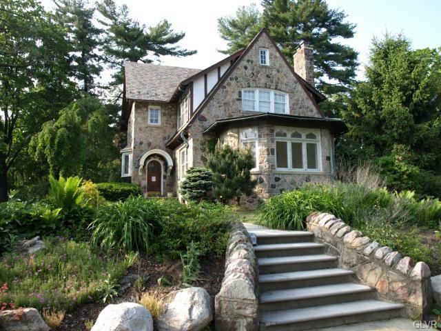 2949 W Tilghman St, Allentown, PA 18104 - photo 1